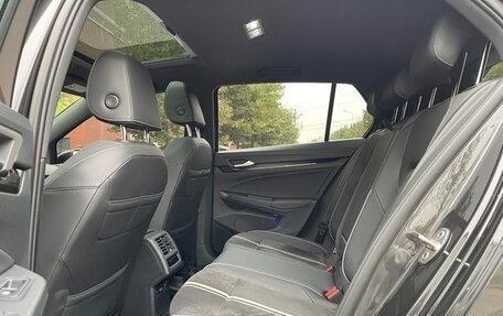 Volkswagen Golf VIII, 2022 год, 1 745 000 рублей, 10 фотография