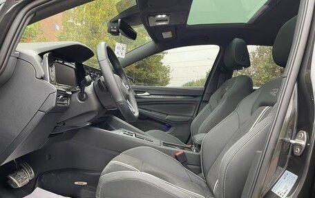 Volkswagen Golf VIII, 2022 год, 1 745 000 рублей, 9 фотография