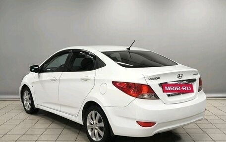 Hyundai Solaris II рестайлинг, 2013 год, 850 000 рублей, 7 фотография