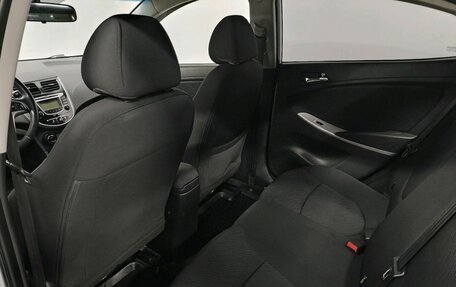 Hyundai Solaris II рестайлинг, 2013 год, 850 000 рублей, 18 фотография