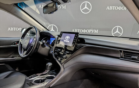 Toyota Camry, 2021 год, 3 470 000 рублей, 13 фотография