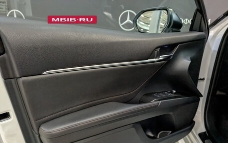 Toyota Camry, 2021 год, 3 470 000 рублей, 19 фотография