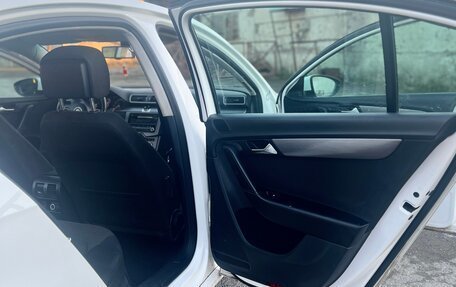 Volkswagen Passat B7, 2012 год, 795 000 рублей, 13 фотография