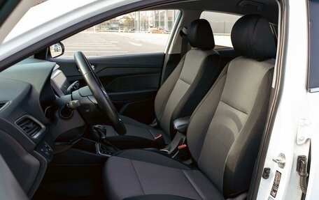 Hyundai Solaris II рестайлинг, 2018 год, 1 095 000 рублей, 11 фотография