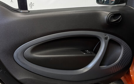 Smart Fortwo III, 2018 год, 945 000 рублей, 17 фотография