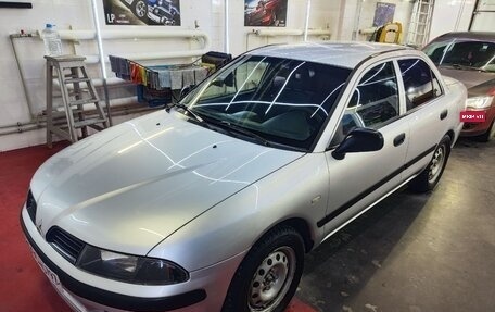 Mitsubishi Carisma I, 2003 год, 350 000 рублей, 1 фотография