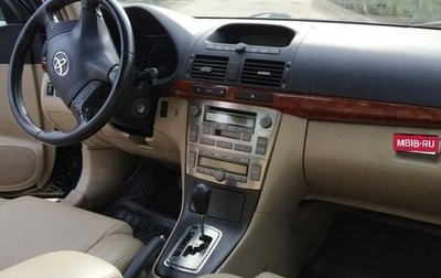 Toyota Avensis III рестайлинг, 2004 год, 750 000 рублей, 1 фотография