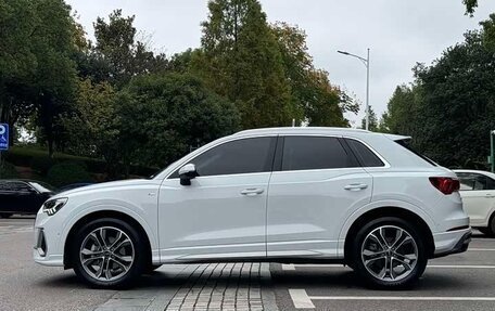 Audi Q3, 2022 год, 1 650 005 рублей, 5 фотография