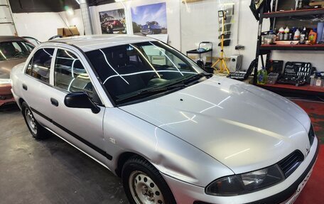 Mitsubishi Carisma I, 2003 год, 350 000 рублей, 3 фотография