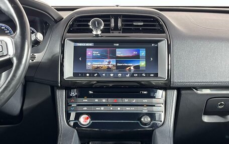 Jaguar F-Pace, 2016 год, 3 980 000 рублей, 21 фотография