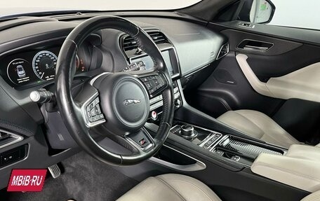 Jaguar F-Pace, 2016 год, 3 980 000 рублей, 12 фотография