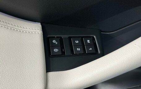 Jaguar F-Pace, 2016 год, 3 980 000 рублей, 27 фотография