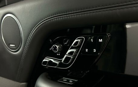 Land Rover Range Rover IV рестайлинг, 2018 год, 8 499 000 рублей, 26 фотография