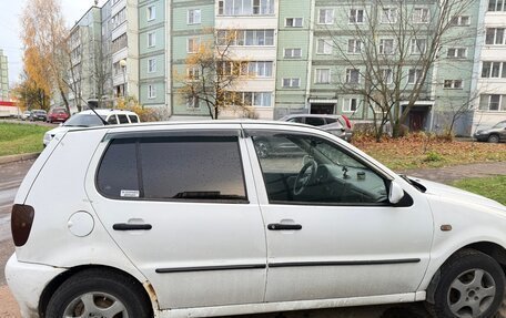 Volkswagen Polo III рестайлинг, 1997 год, 180 000 рублей, 1 фотография