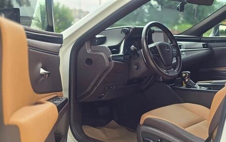 Lexus ES VII, 2021 год, 2 820 077 рублей, 4 фотография