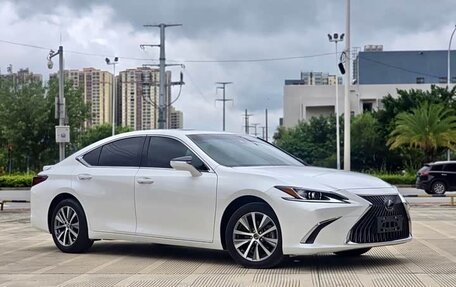 Lexus ES VII, 2021 год, 2 820 077 рублей, 3 фотография