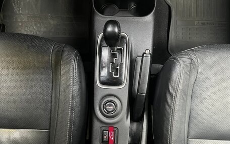 Mitsubishi Outlander III рестайлинг 3, 2014 год, 1 299 000 рублей, 13 фотография