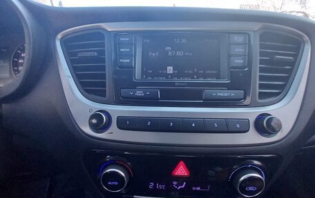 Hyundai Solaris II рестайлинг, 2018 год, 1 150 000 рублей, 5 фотография