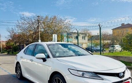 Toyota Camry, 2021 год, 4 700 000 рублей, 2 фотография