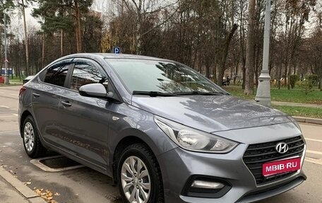 Hyundai Solaris II рестайлинг, 2017 год, 1 200 000 рублей, 1 фотография