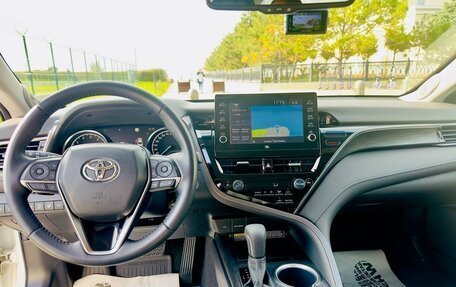 Toyota Camry, 2021 год, 4 700 000 рублей, 15 фотография