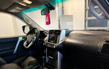 Toyota Land Cruiser Prado 150 рестайлинг 2, 2013 год, 2 940 000 рублей, 12 фотография