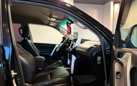 Toyota Land Cruiser Prado 150 рестайлинг 2, 2013 год, 2 940 000 рублей, 28 фотография