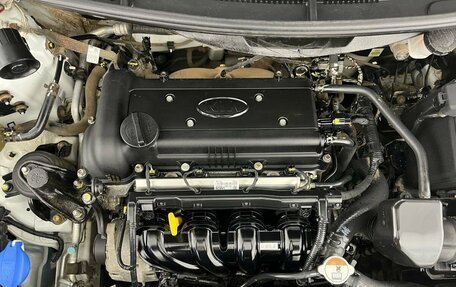 KIA Rio III рестайлинг, 2015 год, 900 000 рублей, 20 фотография