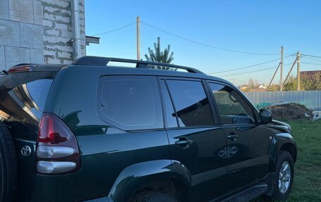 Toyota Land Cruiser Prado 120 рестайлинг, 2005 год, 1 700 000 рублей, 12 фотография