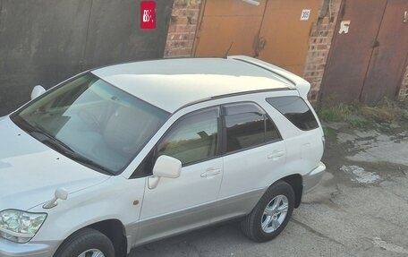 Toyota Harrier, 2002 год, 1 255 000 рублей, 3 фотография