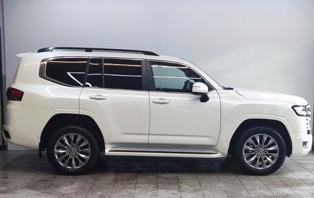 Toyota Land Cruiser, 2022 год, 12 900 000 рублей, 4 фотография