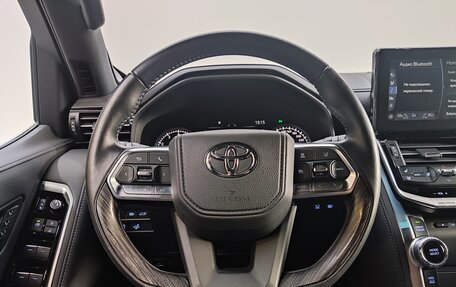 Toyota Land Cruiser, 2022 год, 12 900 000 рублей, 10 фотография