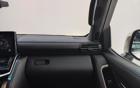 Toyota Land Cruiser, 2022 год, 12 900 000 рублей, 12 фотография