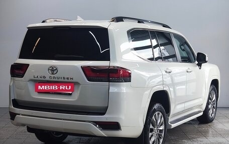 Toyota Land Cruiser, 2022 год, 12 900 000 рублей, 5 фотография