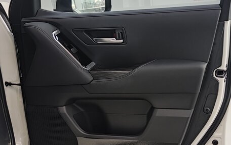 Toyota Land Cruiser, 2022 год, 12 900 000 рублей, 20 фотография