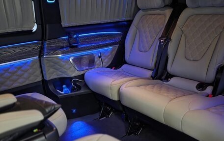 Mercedes-Benz V-Класс, 2018 год, 4 990 000 рублей, 9 фотография