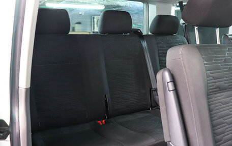 Volkswagen Caravelle T6 рестайлинг, 2021 год, 4 290 000 рублей, 16 фотография