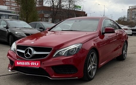 Mercedes-Benz E-Класс, 2013 год, 1 900 000 рублей, 2 фотография