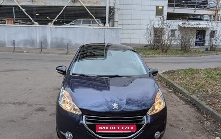 Peugeot 208 II, 2013 год, 895 000 рублей, 1 фотография
