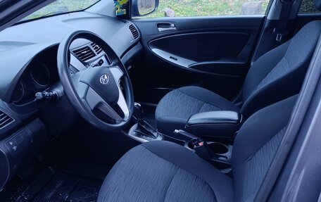 Hyundai Solaris II рестайлинг, 2015 год, 1 090 000 рублей, 7 фотография