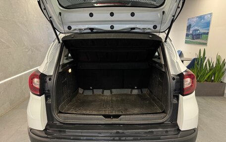 Renault Kaptur I рестайлинг, 2016 год, 999 000 рублей, 14 фотография