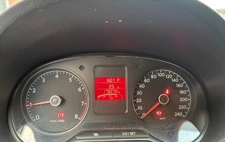 Volkswagen Polo VI (EU Market), 2012 год, 600 000 рублей, 6 фотография