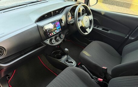 Toyota Vitz, 2017 год, 1 099 000 рублей, 6 фотография