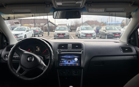 Volkswagen Polo VI (EU Market), 2017 год, 860 000 рублей, 2 фотография