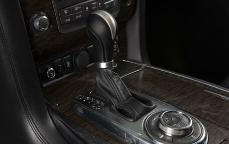 Nissan Patrol, 2012 год, 2 360 000 рублей, 17 фотография