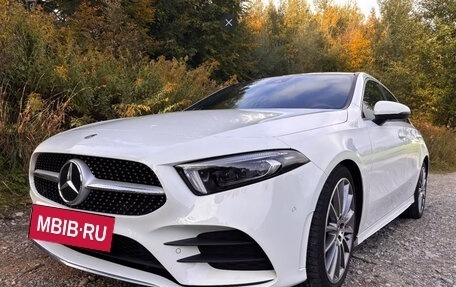 Mercedes-Benz A-Класс, 2022 год, 2 000 000 рублей, 1 фотография