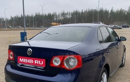 Volkswagen Jetta VI, 2007 год, 695 000 рублей, 5 фотография