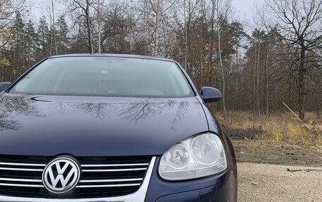 Volkswagen Jetta VI, 2007 год, 695 000 рублей, 11 фотография