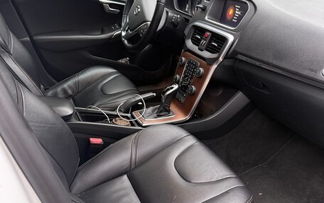 Volvo V40 Cross Country I, 2017 год, 2 040 000 рублей, 5 фотография