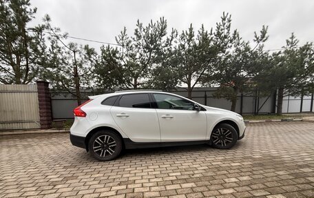 Volvo V40 Cross Country I, 2017 год, 2 040 000 рублей, 10 фотография